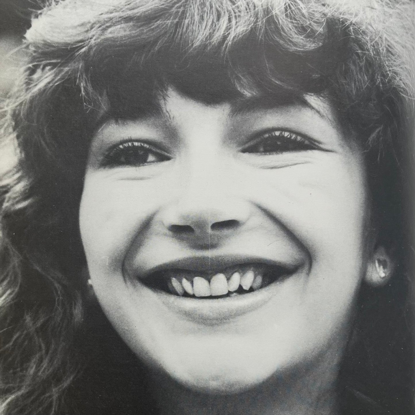 Vermorel, Fred. The Secret History of Kate Bush (The Strange Art of Pop). Omnibus Press, 1983. pp. 94. In very good condition.